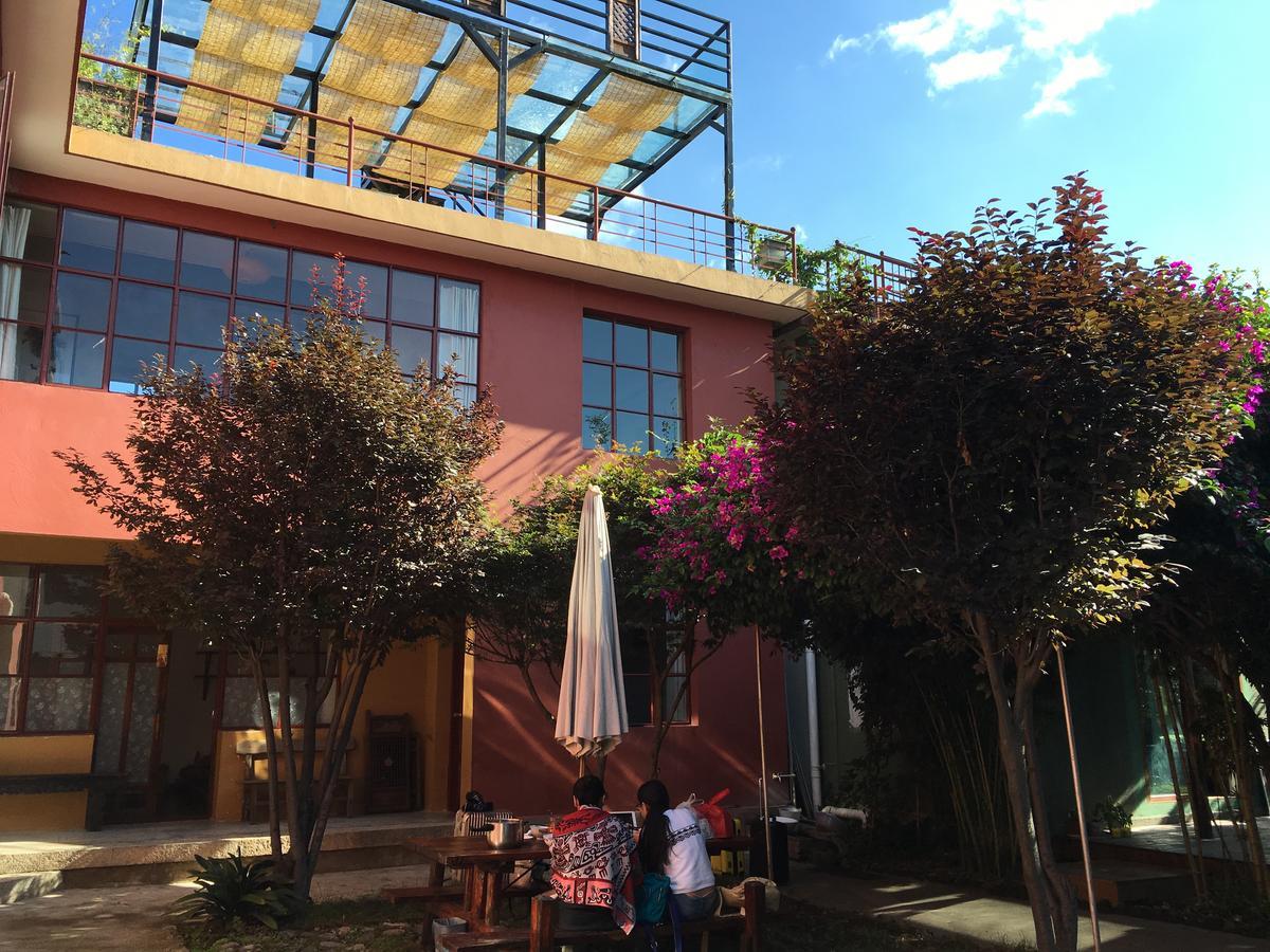 Ooh Countryard Inn Dali  Exterior photo